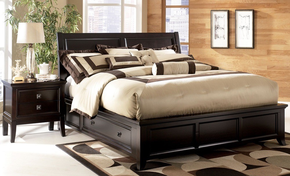 Black Wood Bedroom Set