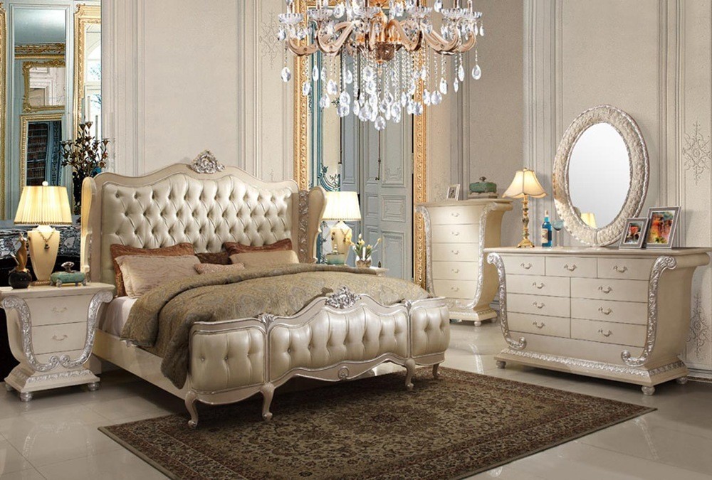 Antique White Bedroom Furniture Set