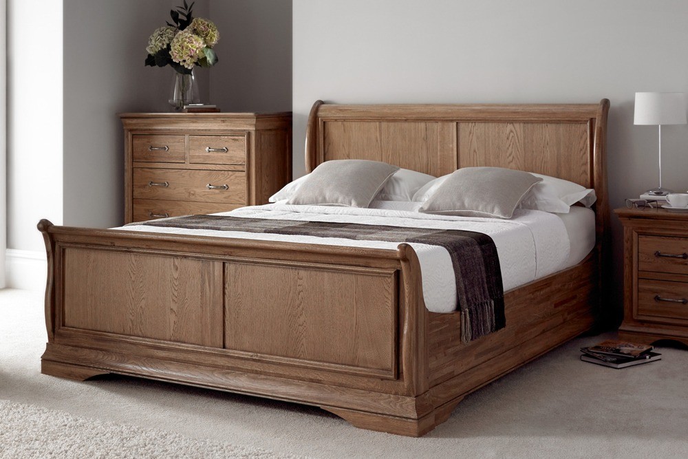 Rustic Oak Bed
