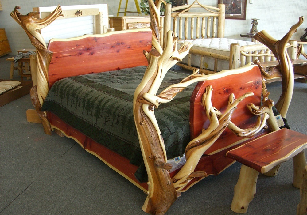Red cedar bedroom furniture ideas is what you need.