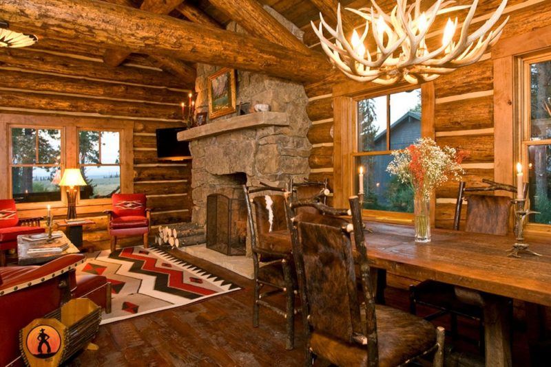 Wood Cabin Furniture Ideas, Log Cabin Living Room Curtains
