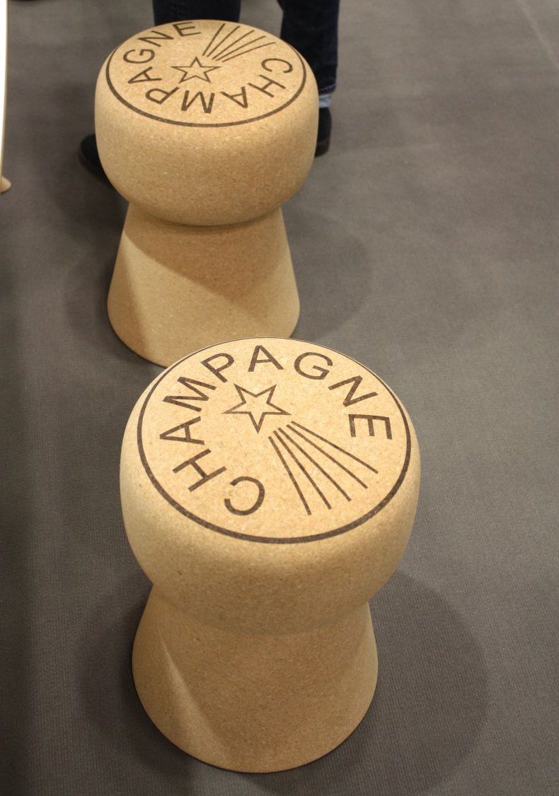 Champagne cork bar stool has very simple design.