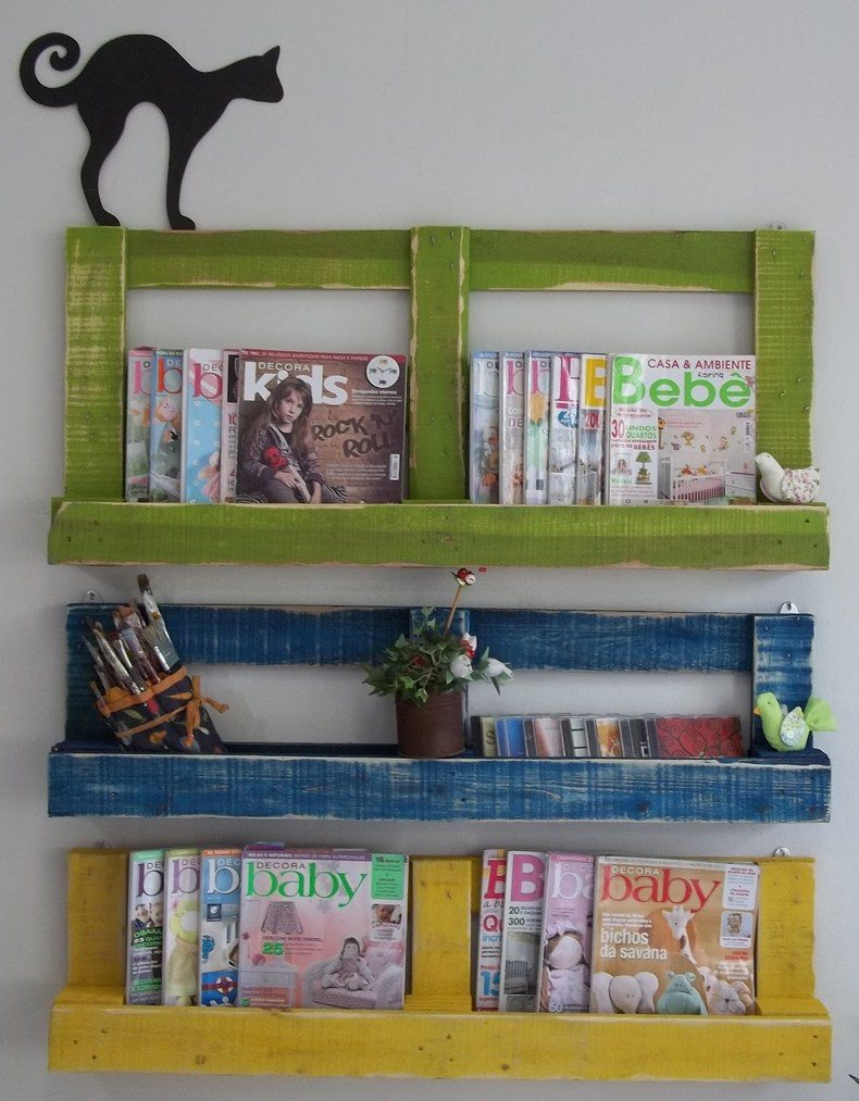Recycled Pallet Shelves