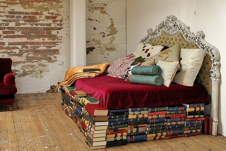 Books Bed
