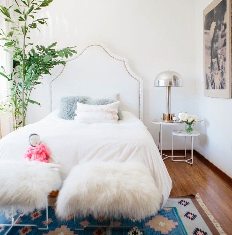 Спальня в стиле романтик. Спальня в стиле Бали. Спальная интерьер 2022. Спальня в стиле Бали в квартире.