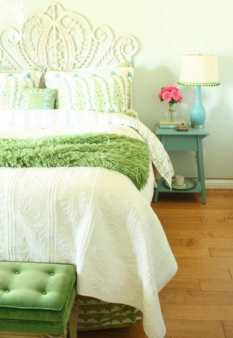 Rustic Bedroom Green Bedding Accents