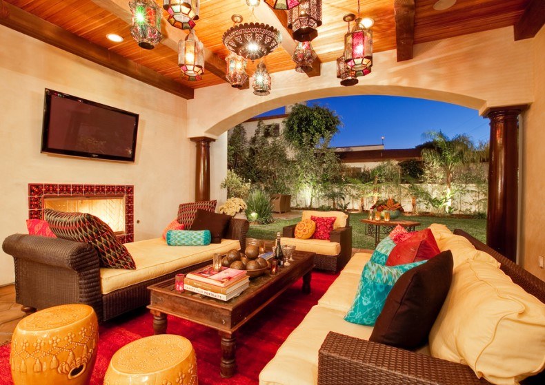 Be creative with your Moroccan living room ideas!